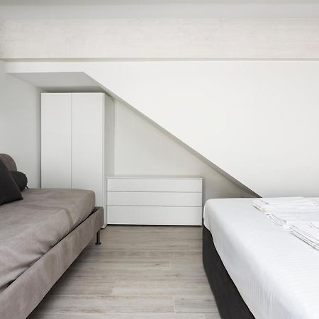 Nest For 2 In Milan Fashion District Via S Cecilia Milão Exterior foto