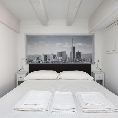 Nest For 2 In Milan Fashion District Via S Cecilia Milão Exterior foto